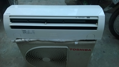 Máy lạnh Toshiba 1 HP hàng thùng