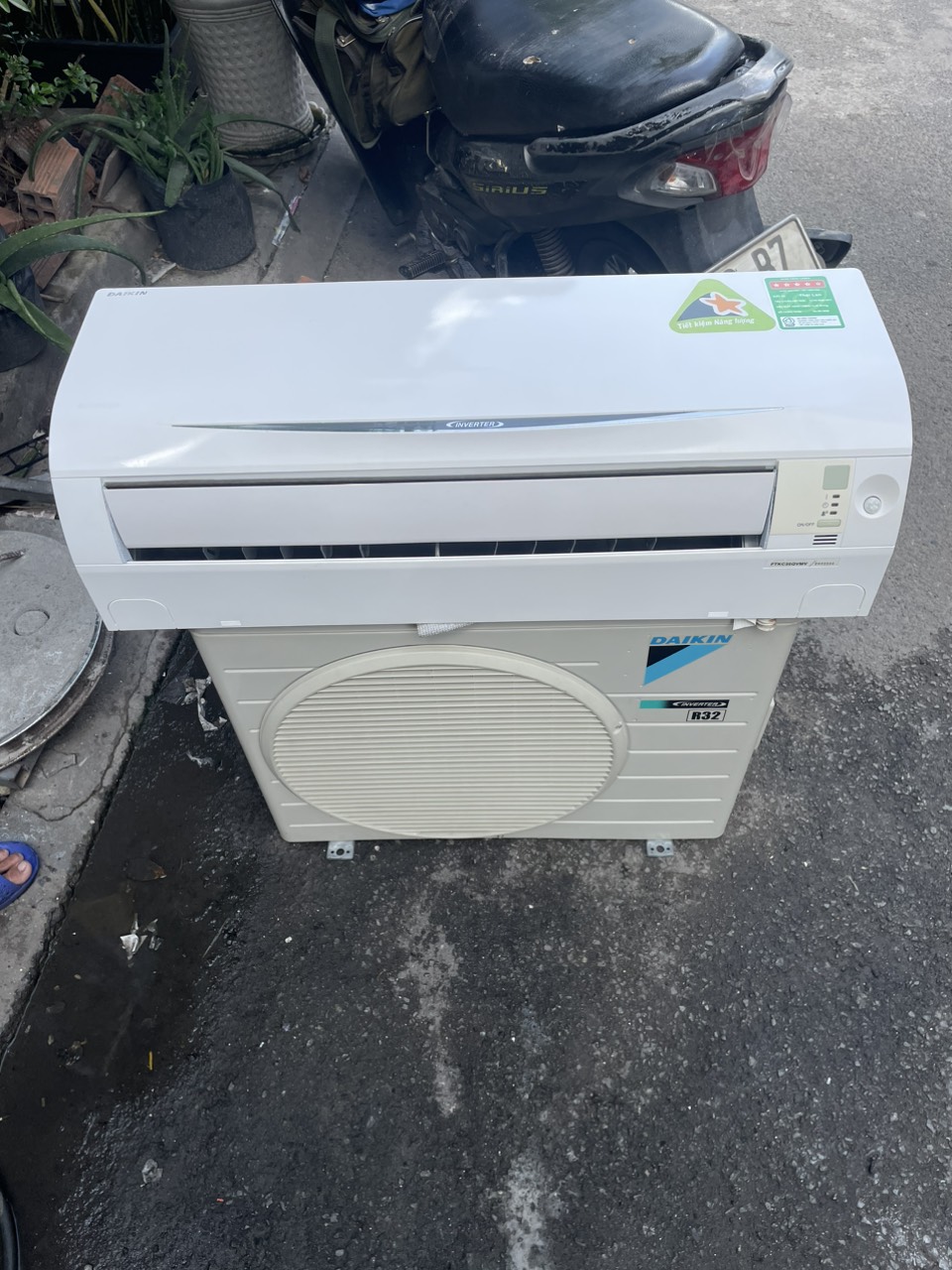 Máy lạnh Daikin cũ 1.5 ngựa inverter