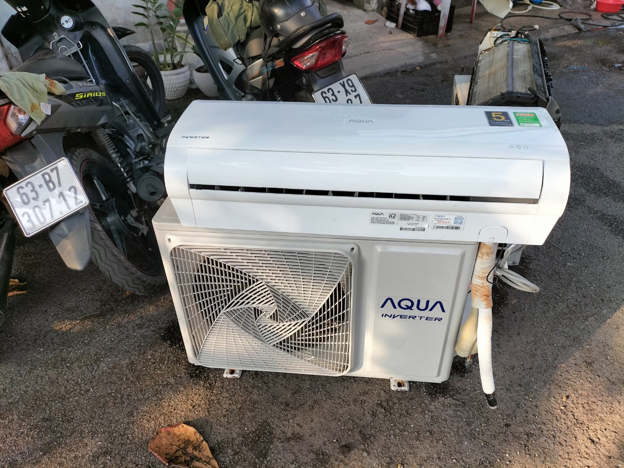 Máy lạnh Aqua 1hp inverter mới 90%