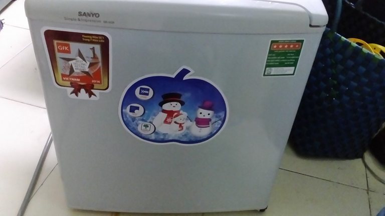 Tủ lạnh Sanyo 50L