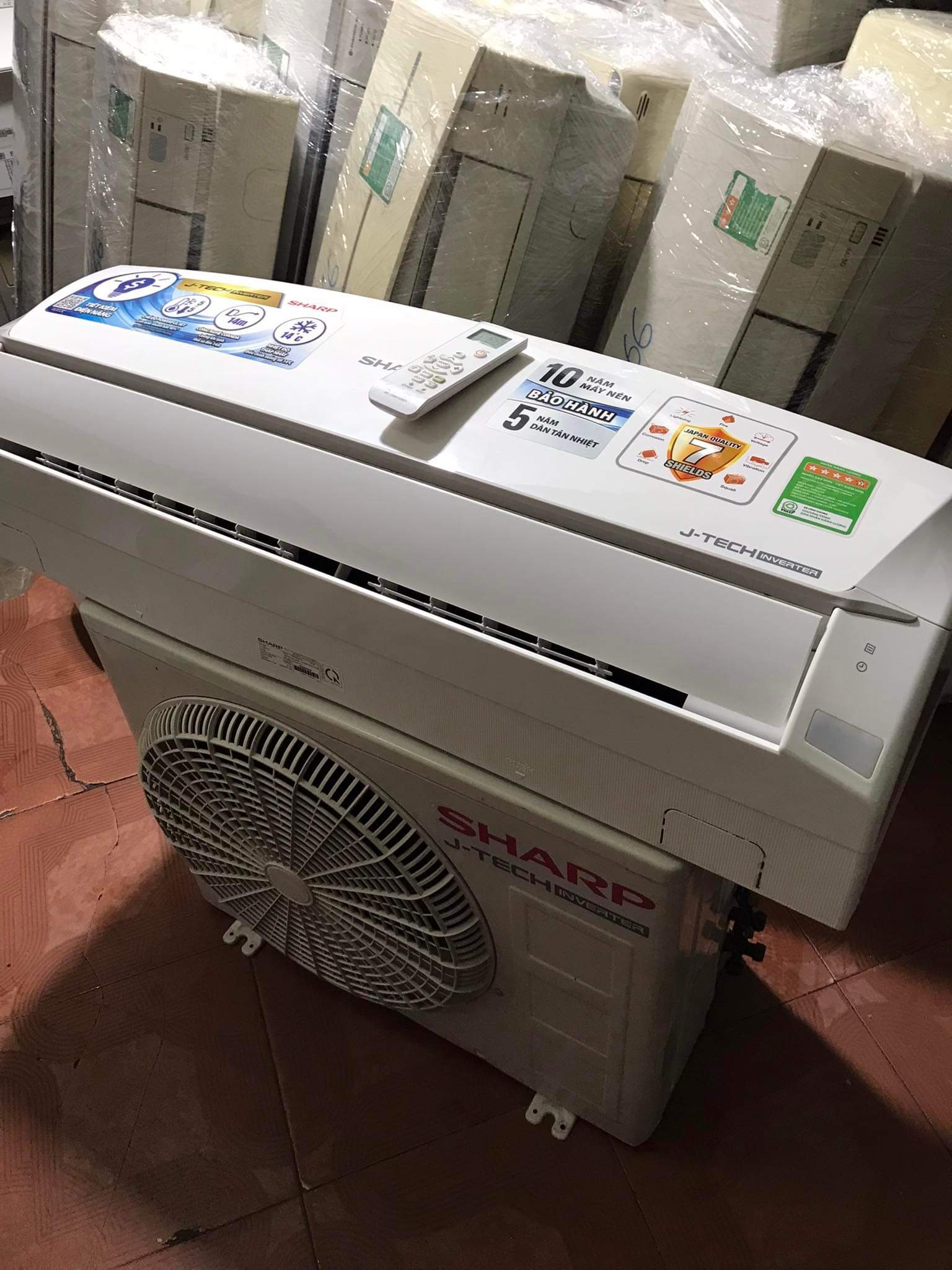 Máy lạnh cũ Sharp 1HP inverter giá rẻ