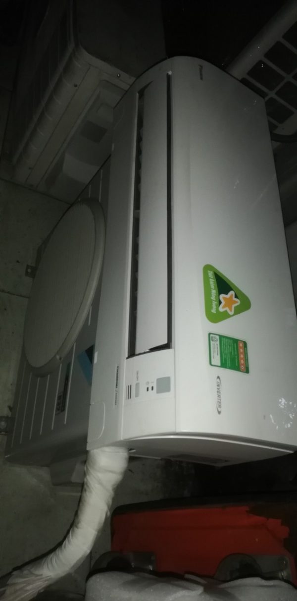 Máy lạnh Daikin 1 ngựa inverter hàng thùng giá tốt