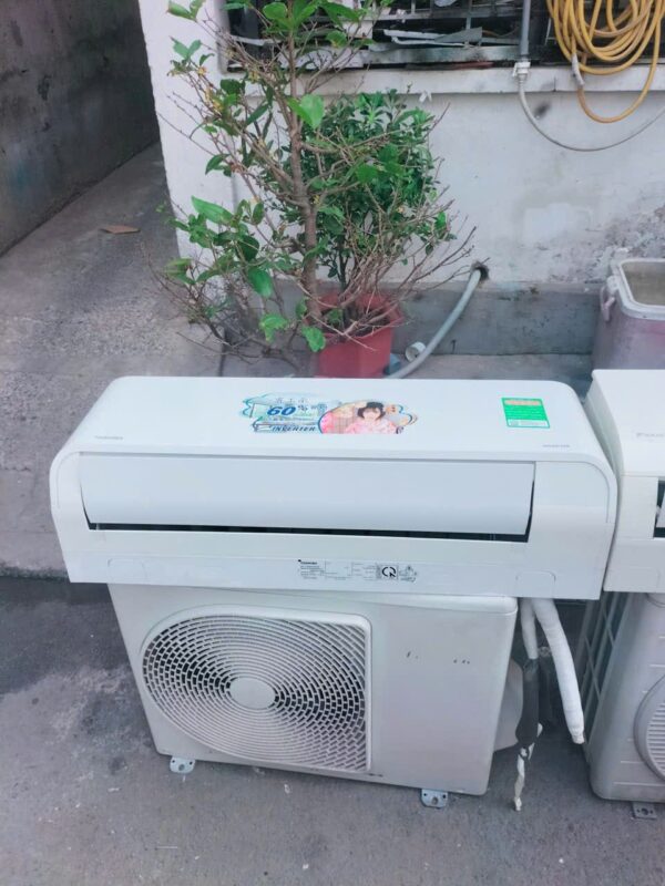 may-lanh-cu-toshiba-1.5hp-inverter-gia-5tr8-312